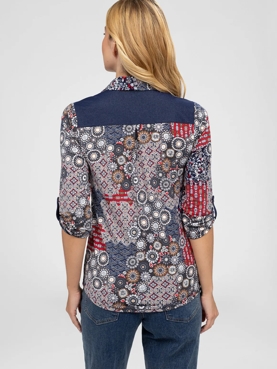 Blouse à manches 3/4 avec boutons