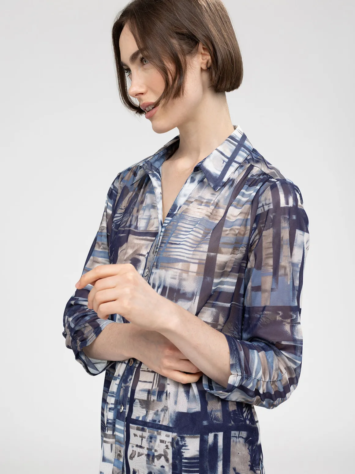 Blouse à manches 3/4 avec boutons