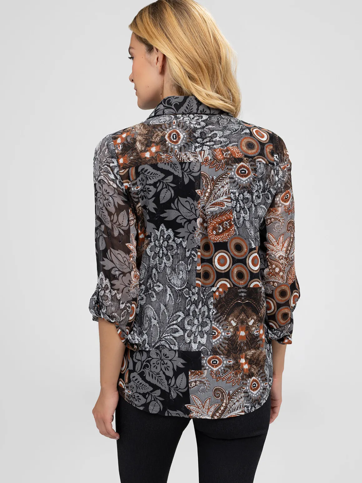 Blouse à manches longues avec boutons