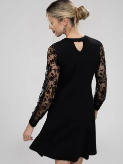 Robe midi évasée en tricot